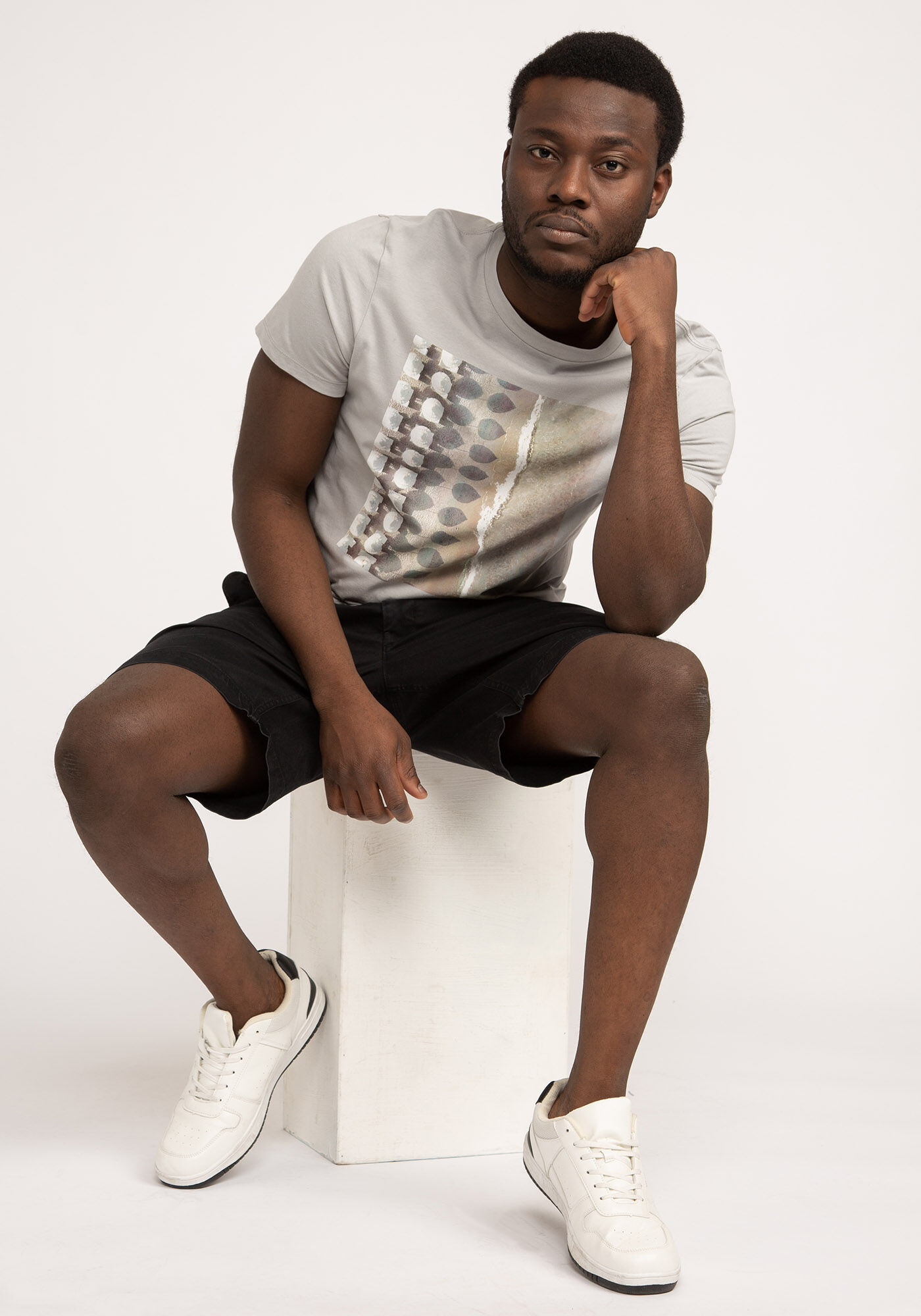 ryder realism beach graphic t-shirt Image 1