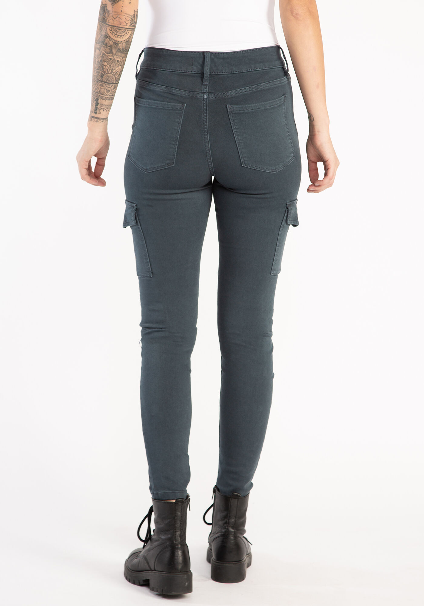 high rise skinny coloured cargo Image 2