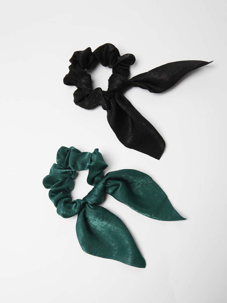 2 pack satin scrunchies Image 2