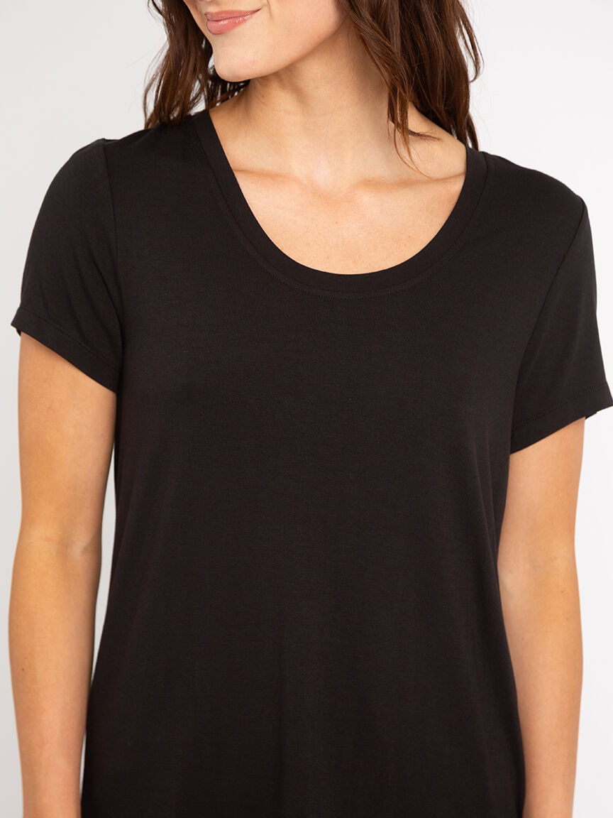 brady scoop neck t-shirt Image 4