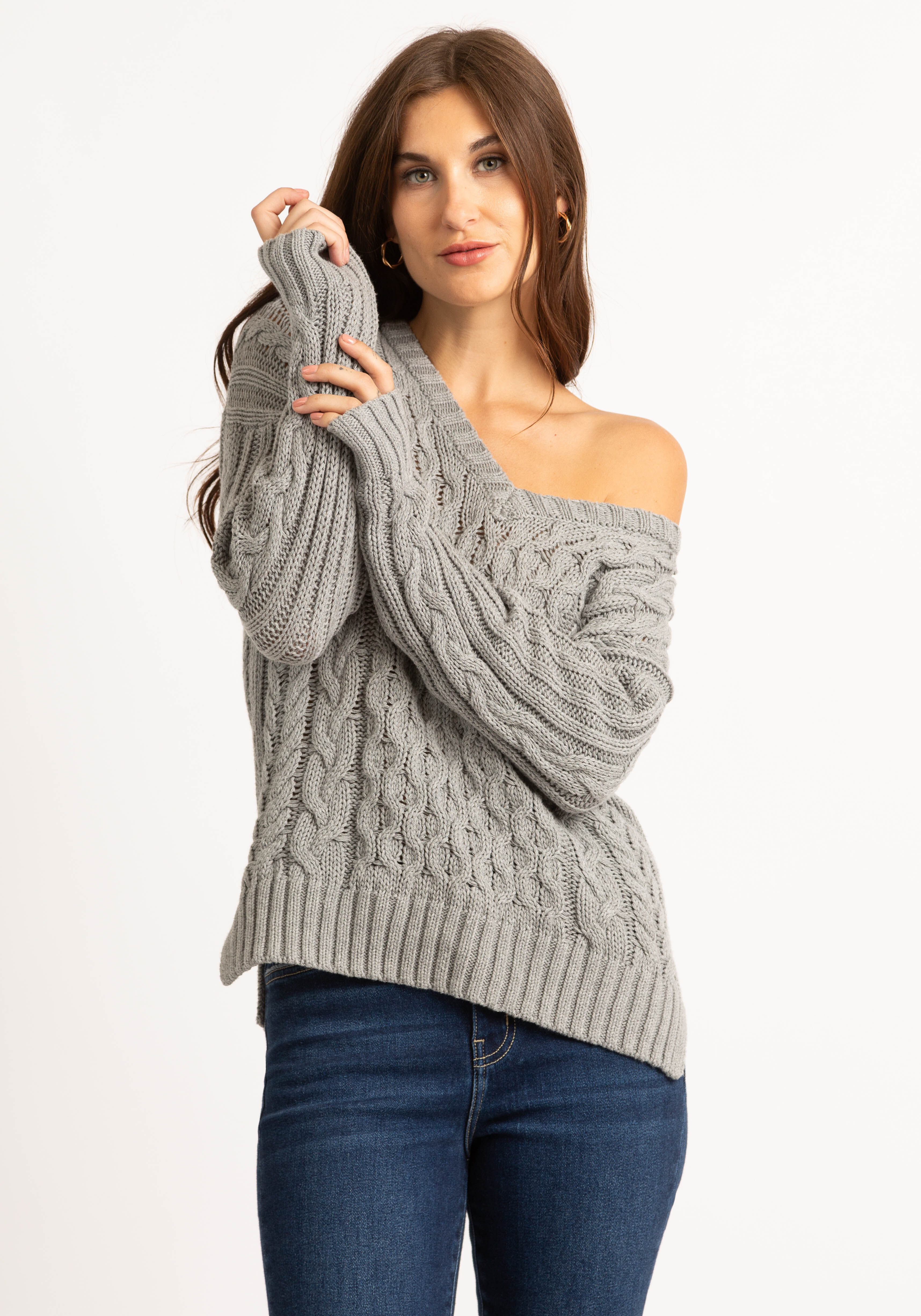 wanda cable v-neck popover Image 2