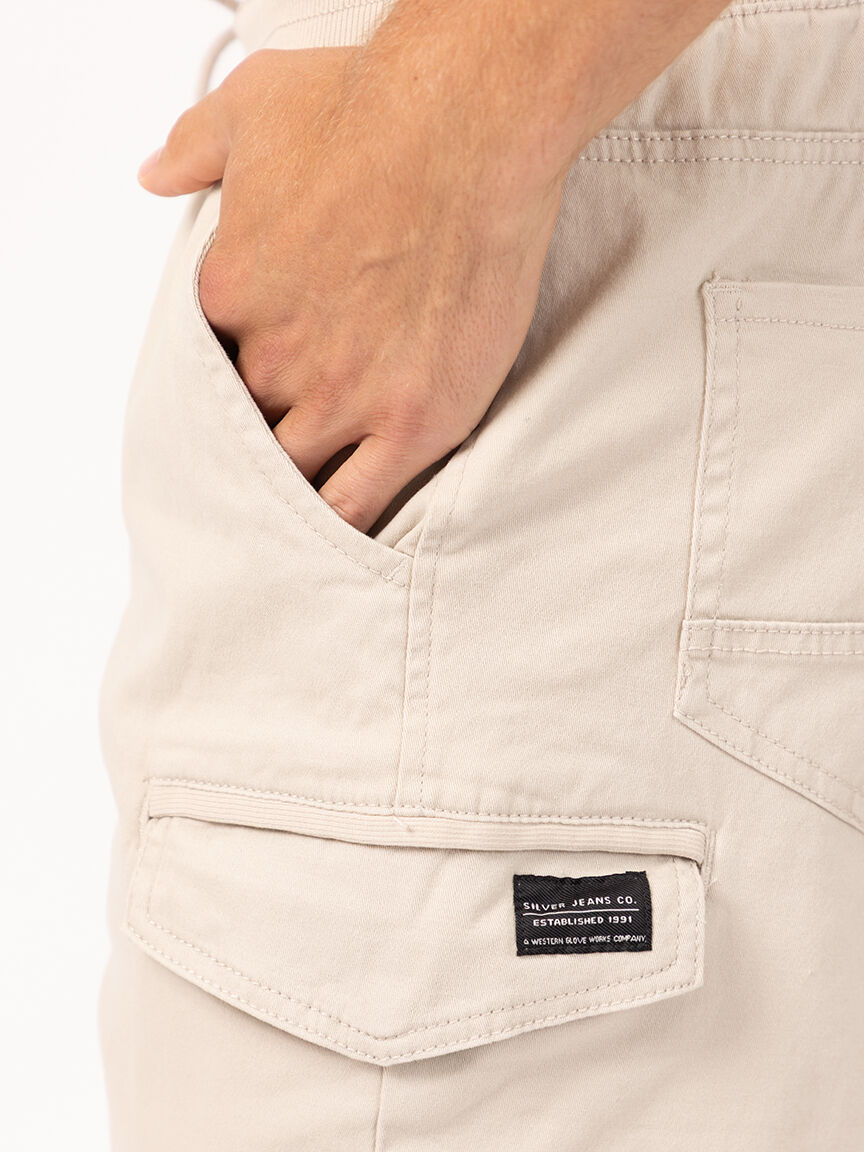 collin cargo short