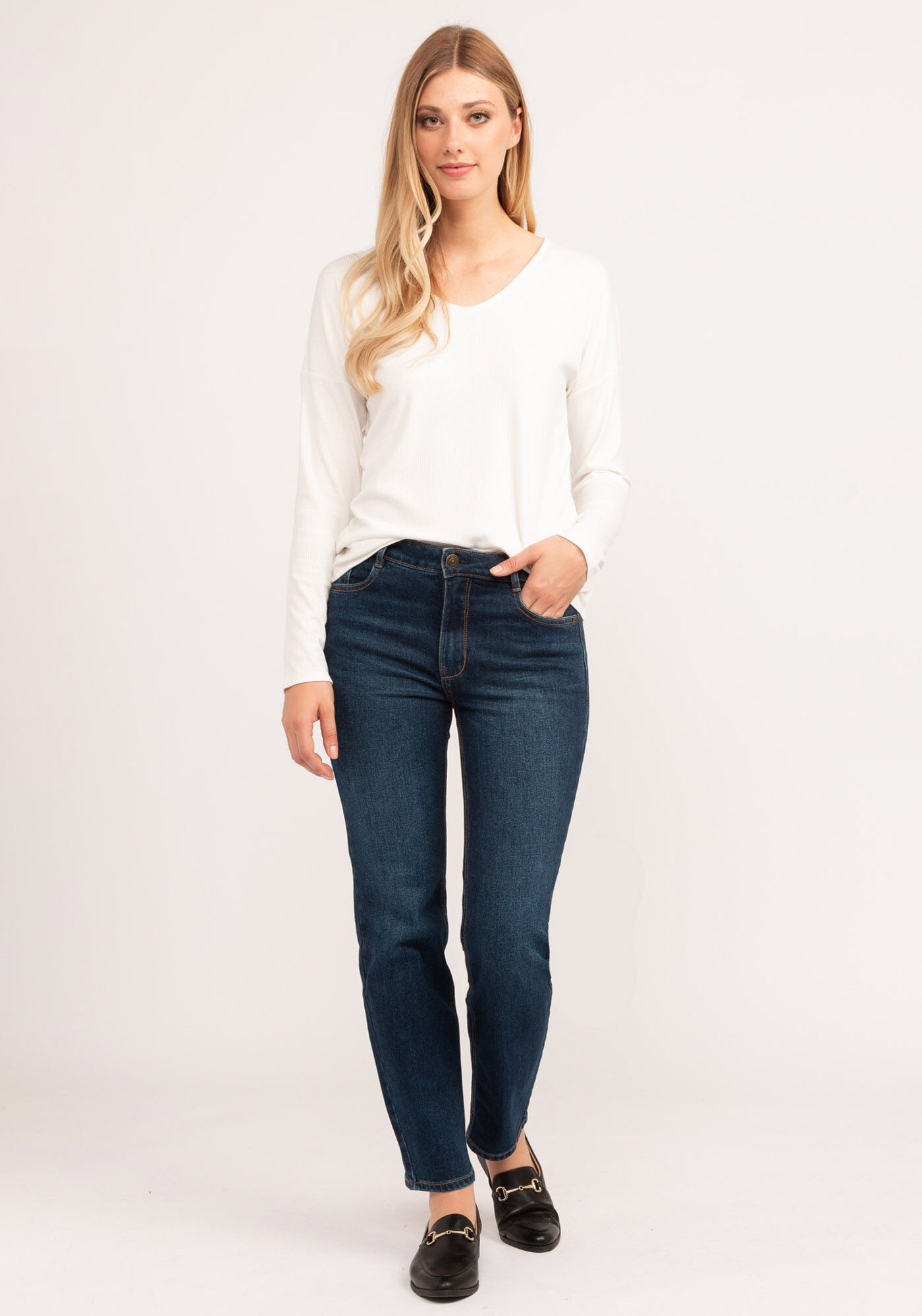 luna crochet back long sleeve Image 3