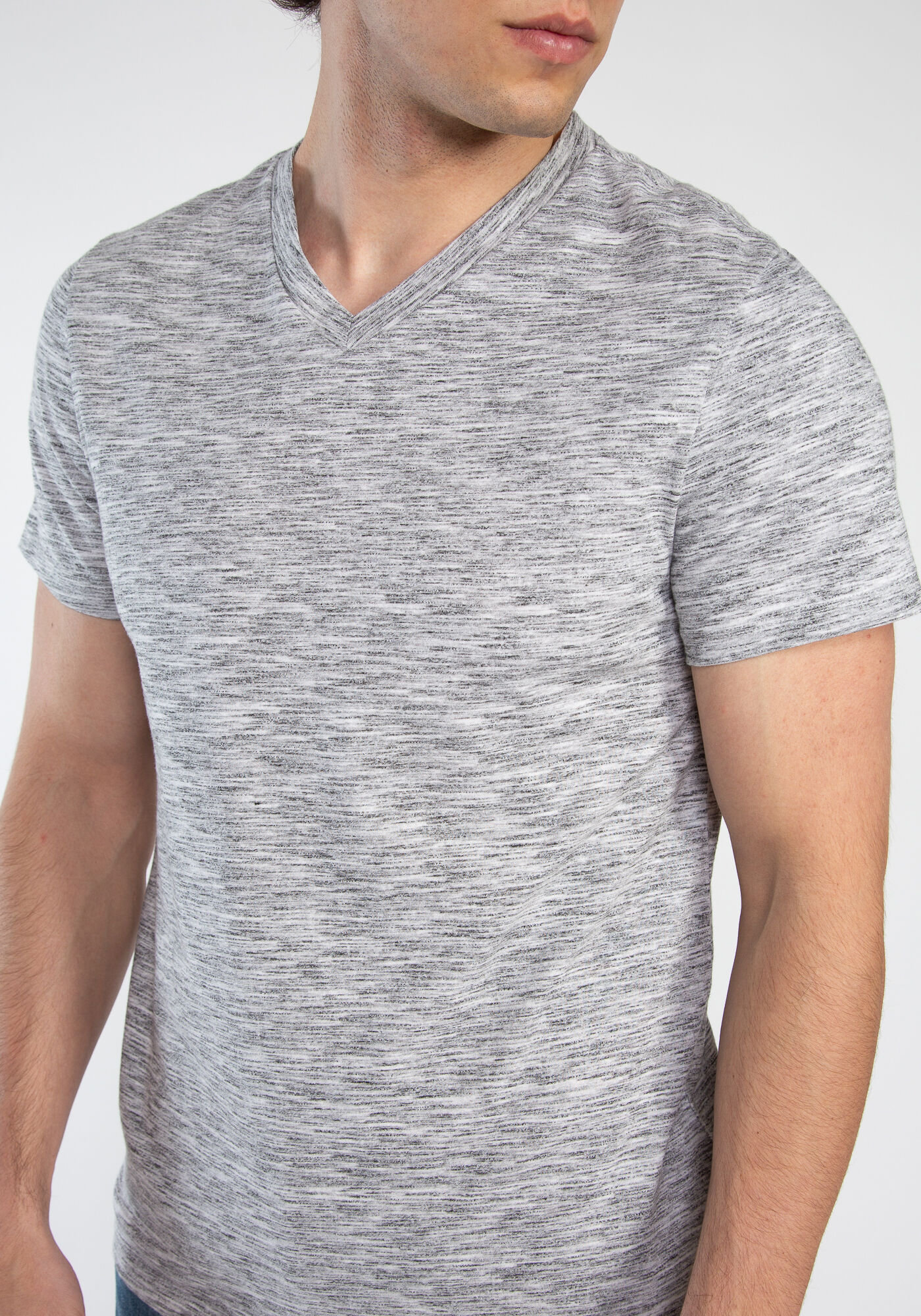 owen inject dye v-neck t-shirt Image 5