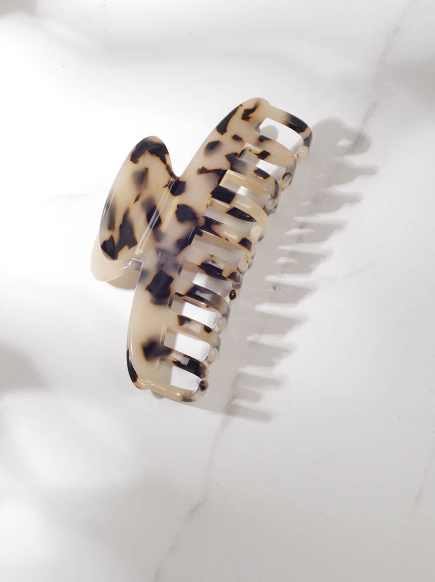 single claw clip Image 2