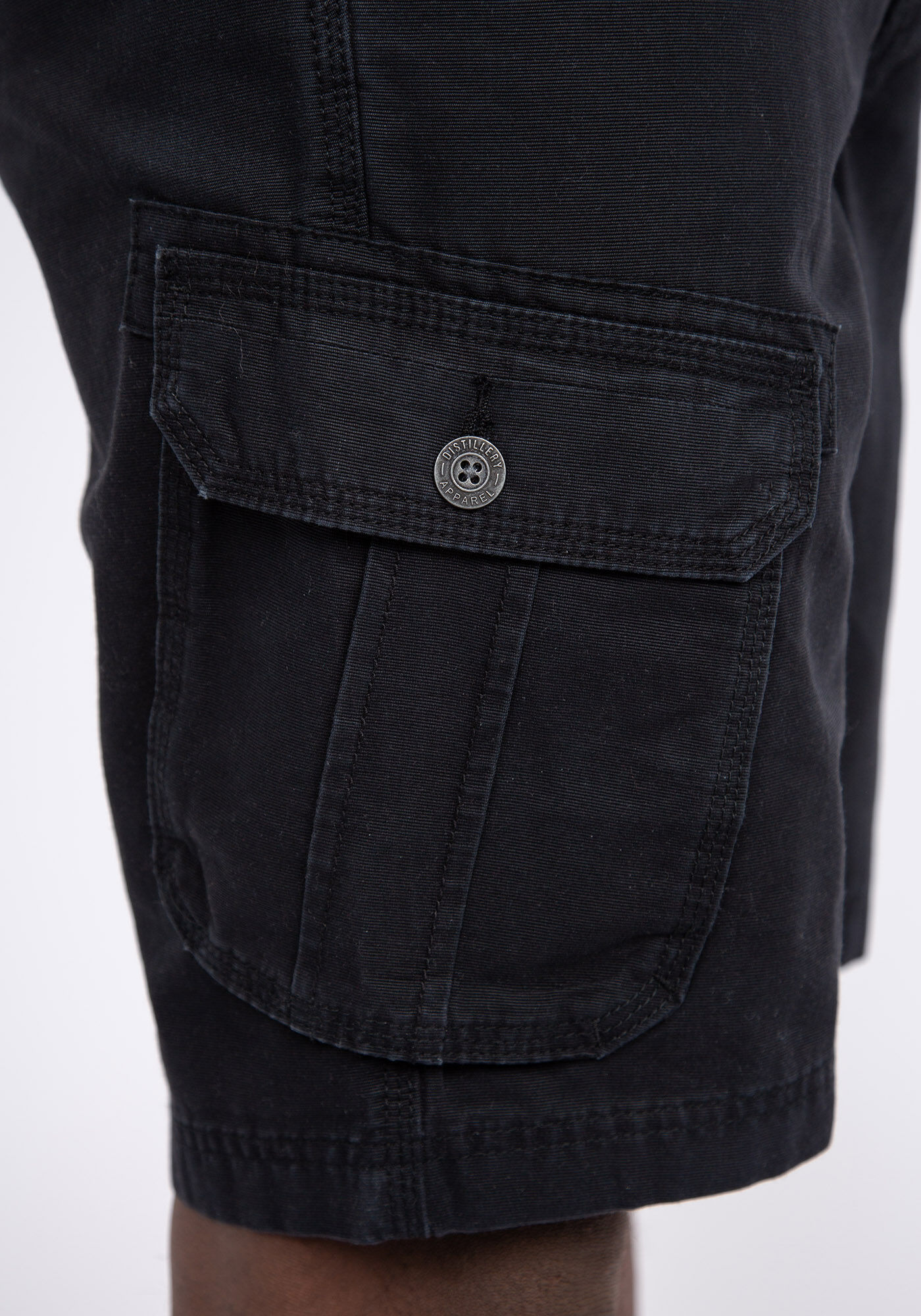 darren cargo shorts Image 5