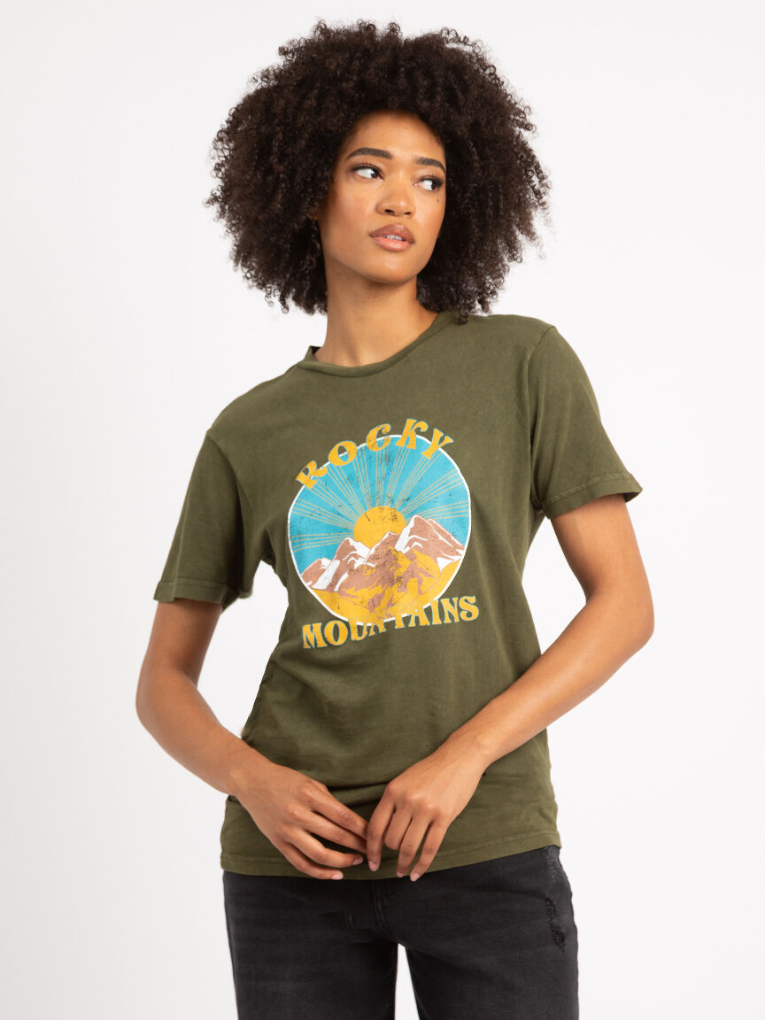 Graphic Tees for Women - Bootlegger - Canada