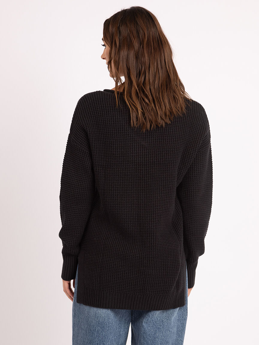 nevis v neck sweater Image 4