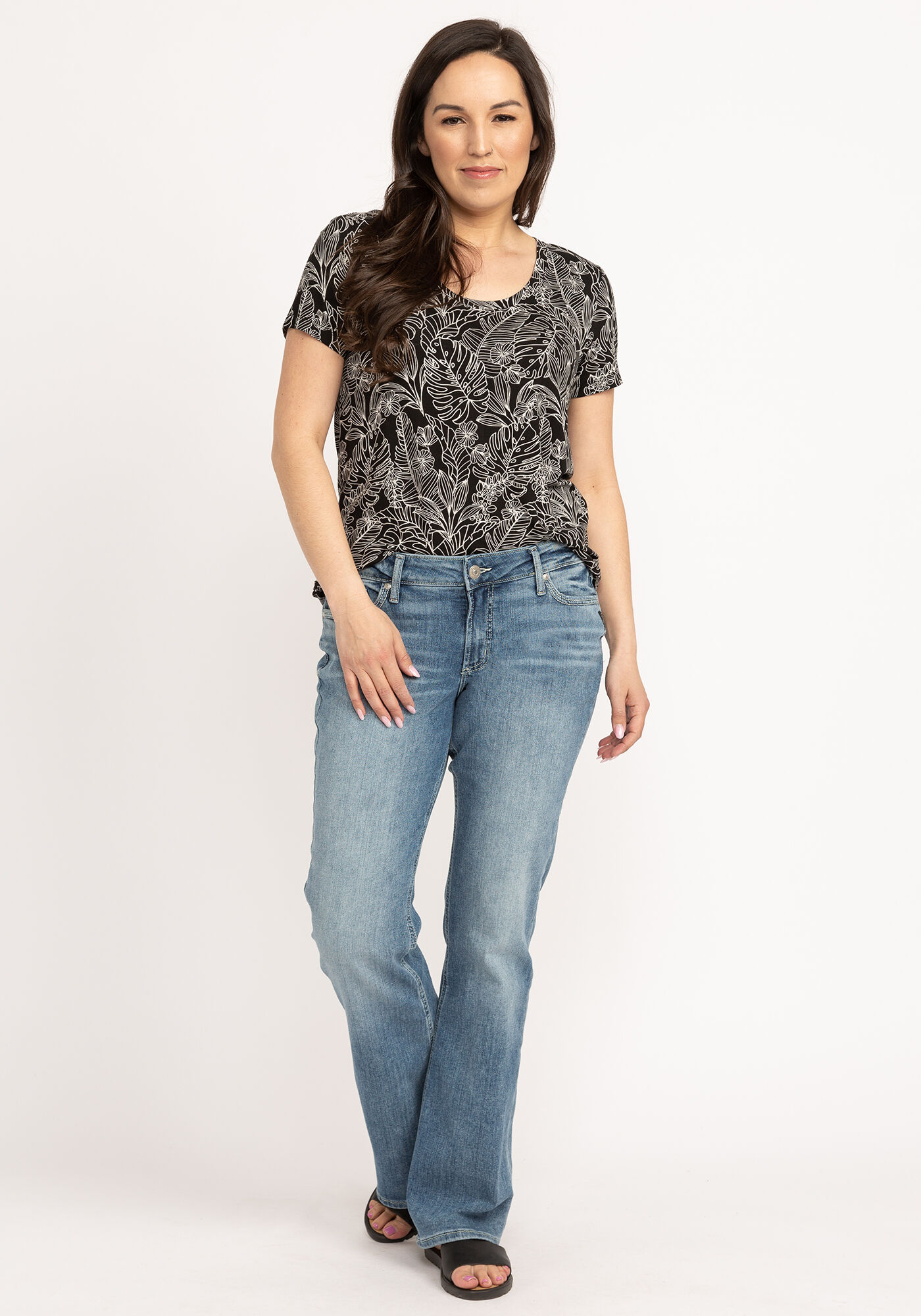 brady scoop neck short sleeve t-shirt Image 4