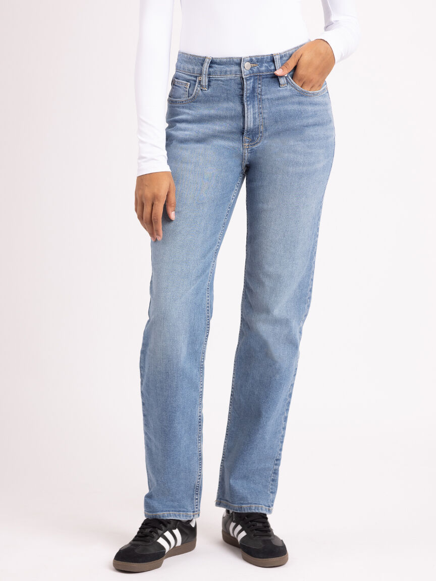 Straight Jeans for Women Bootlegger Canada