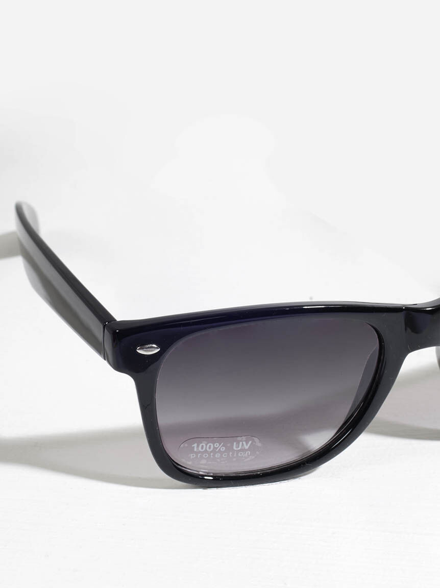 wayfarer sunglasses Image 3