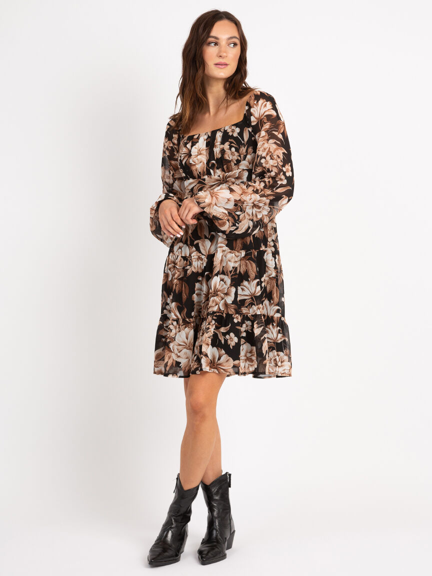 granger square neck knee length dress Image 6