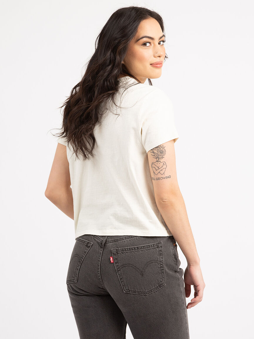 graphic classic t-shirt Image 3