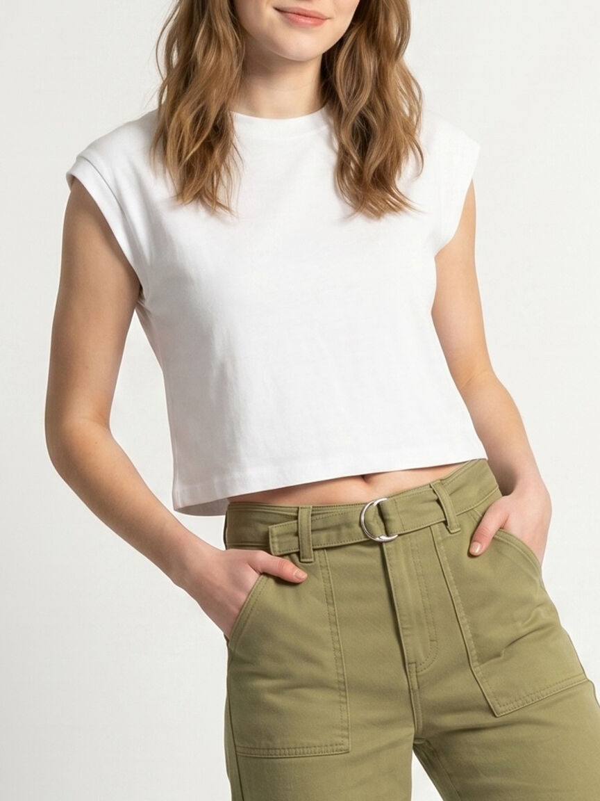 sleeveless boxy tee