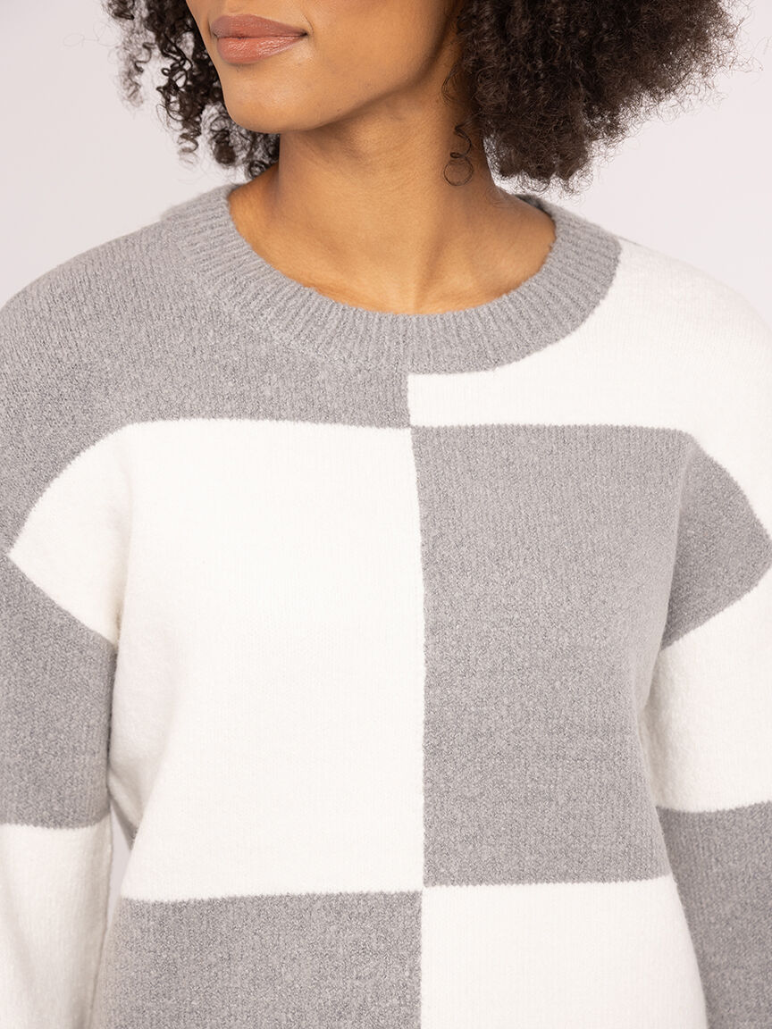 luciana crew neck plaid sweater Image 5
