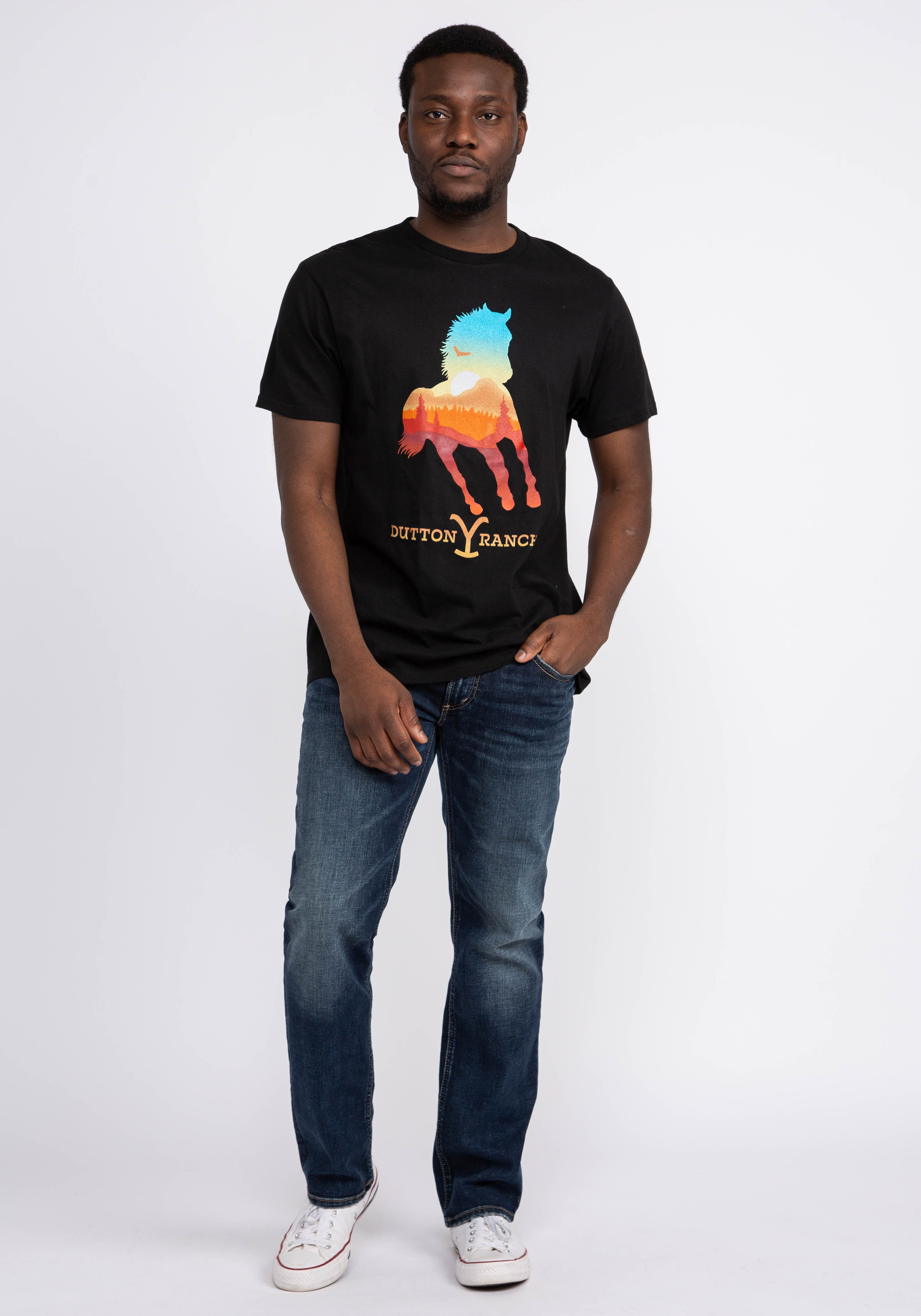 yellowstone horse scene graphic t-shirt Image 4