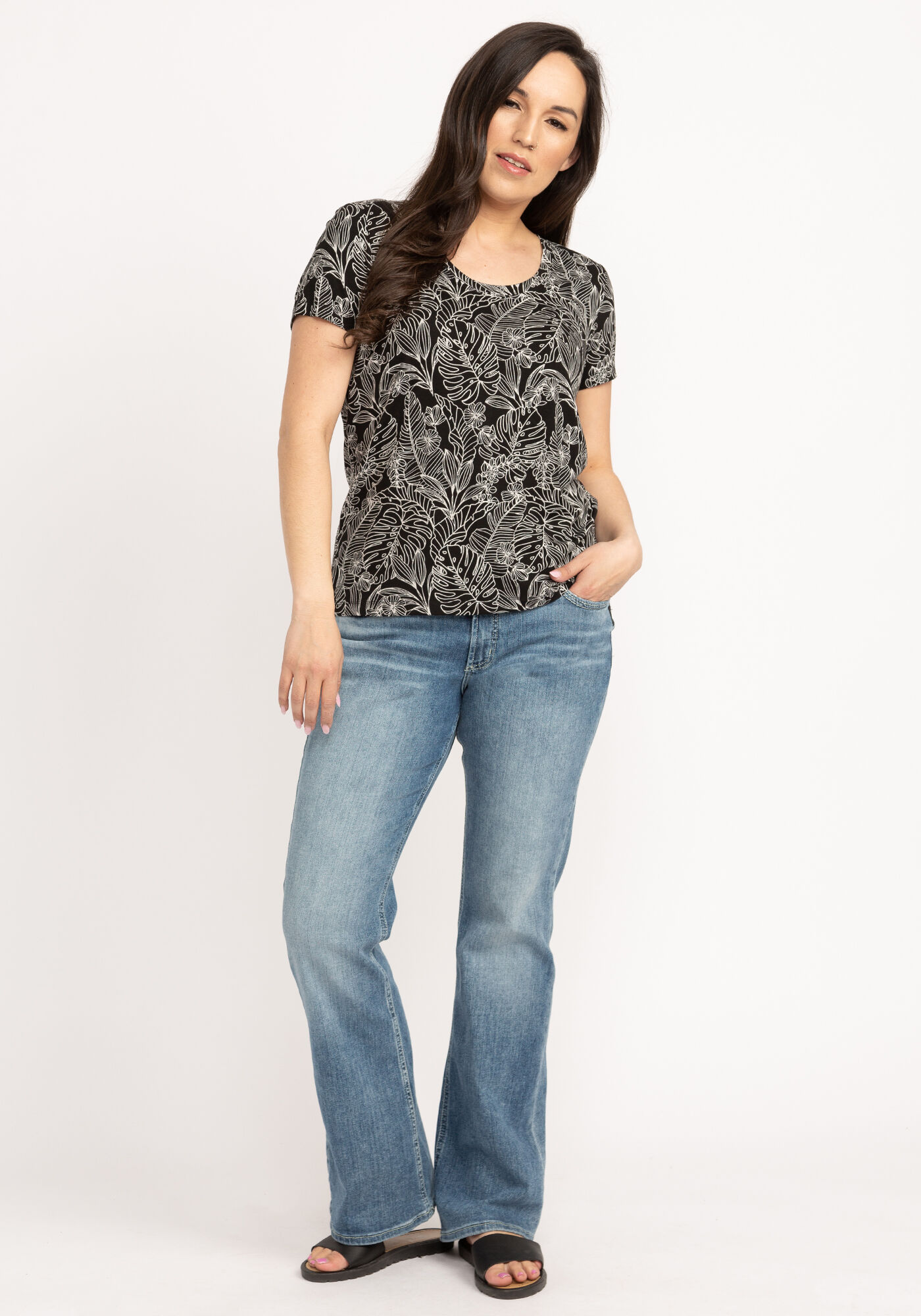 brady scoop neck short sleeve t-shirt Image 3