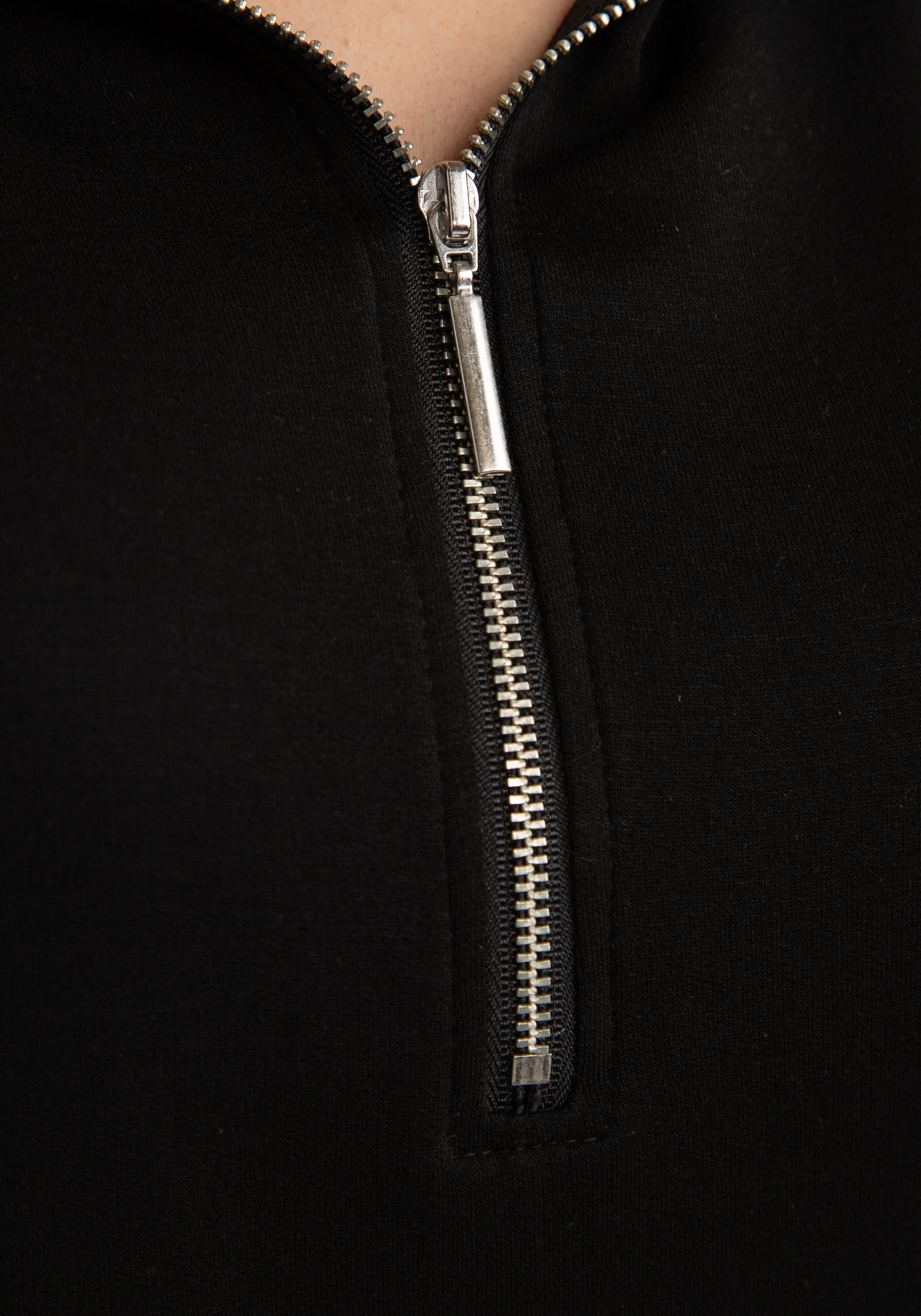 diana short sleeve 1/4 zip popover Image 4