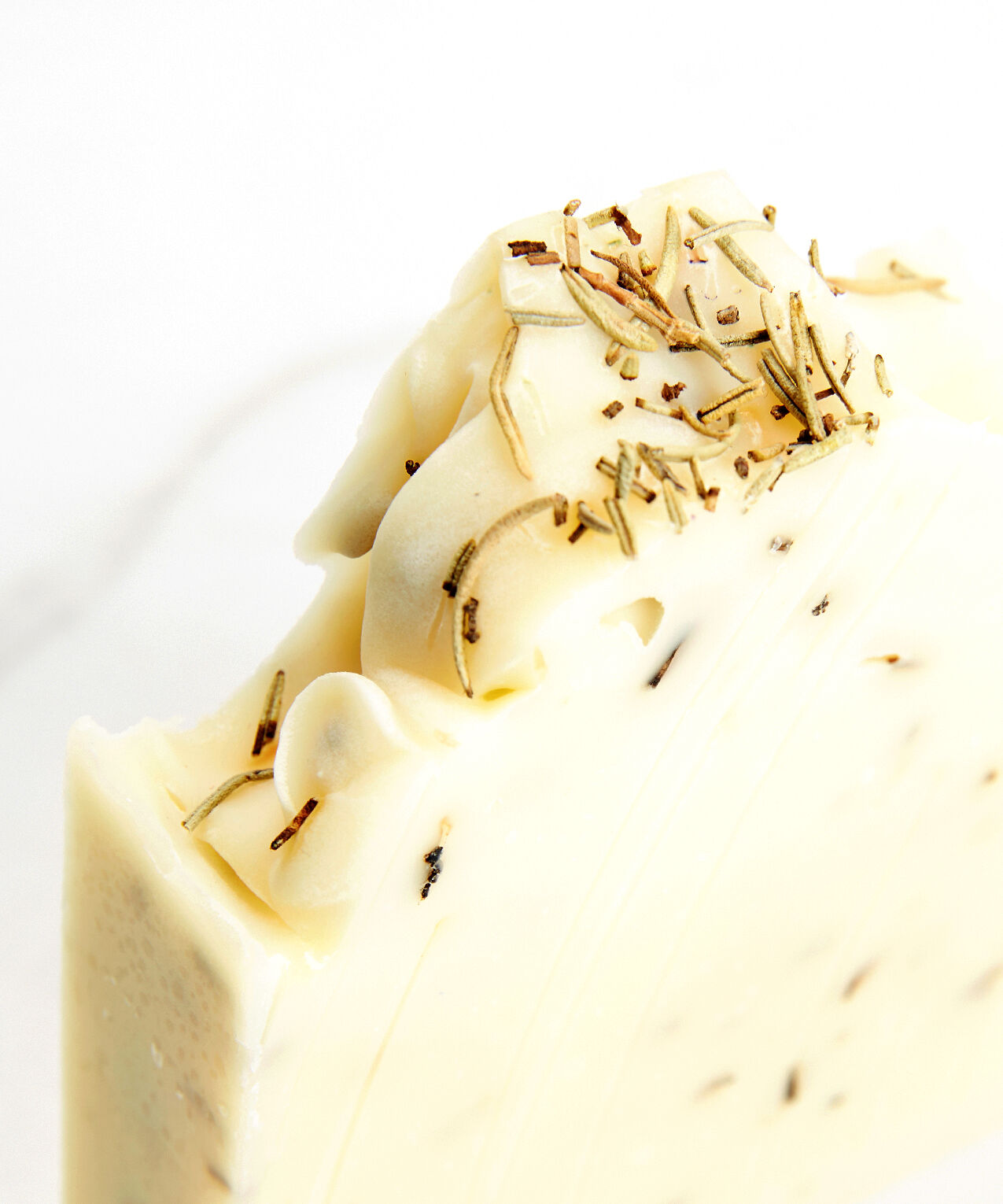 lemon & rosemary soap bar Image 2