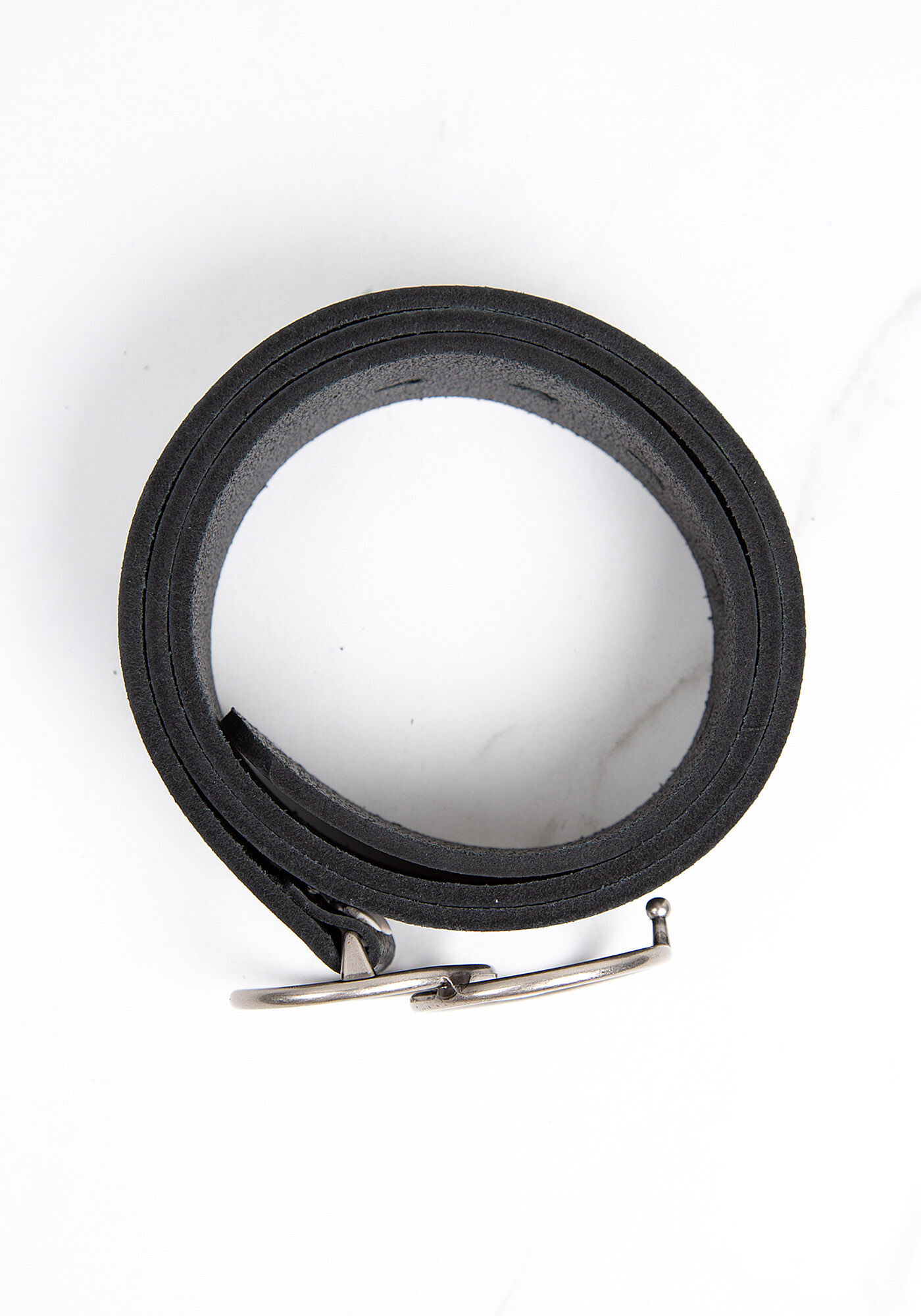 women's leather belt with double o buckle Image 4