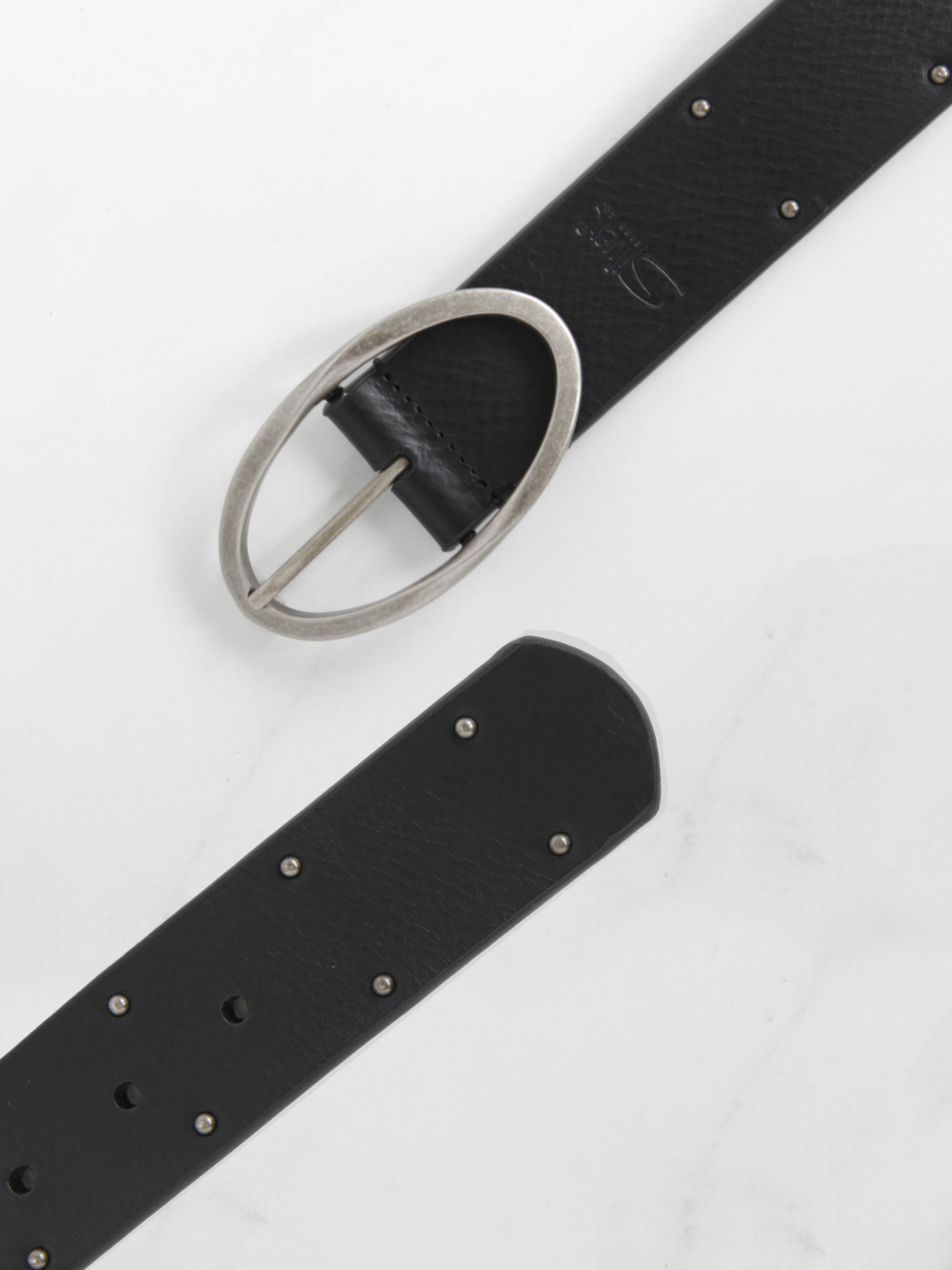 women's leather belt with studs Image 3