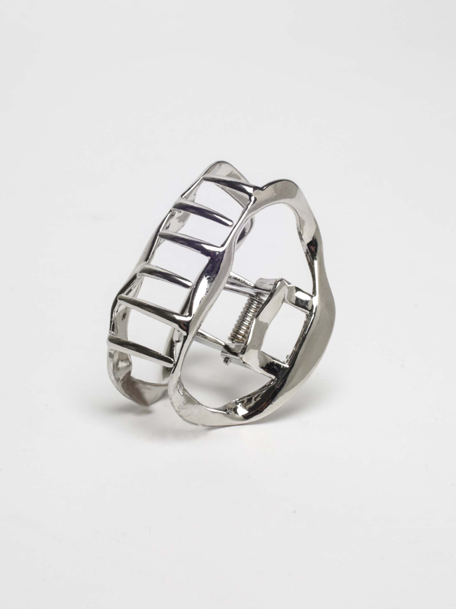 organic shape metal hair clip Image 4