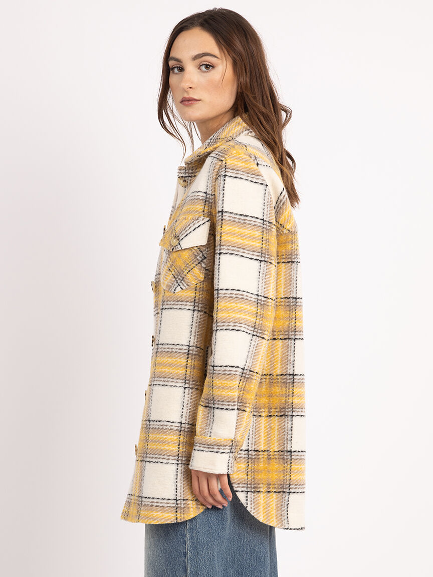 astrid shacket Image 3