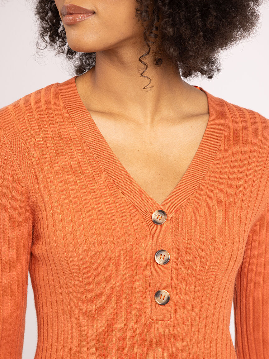 v neck henley sweater Image 5