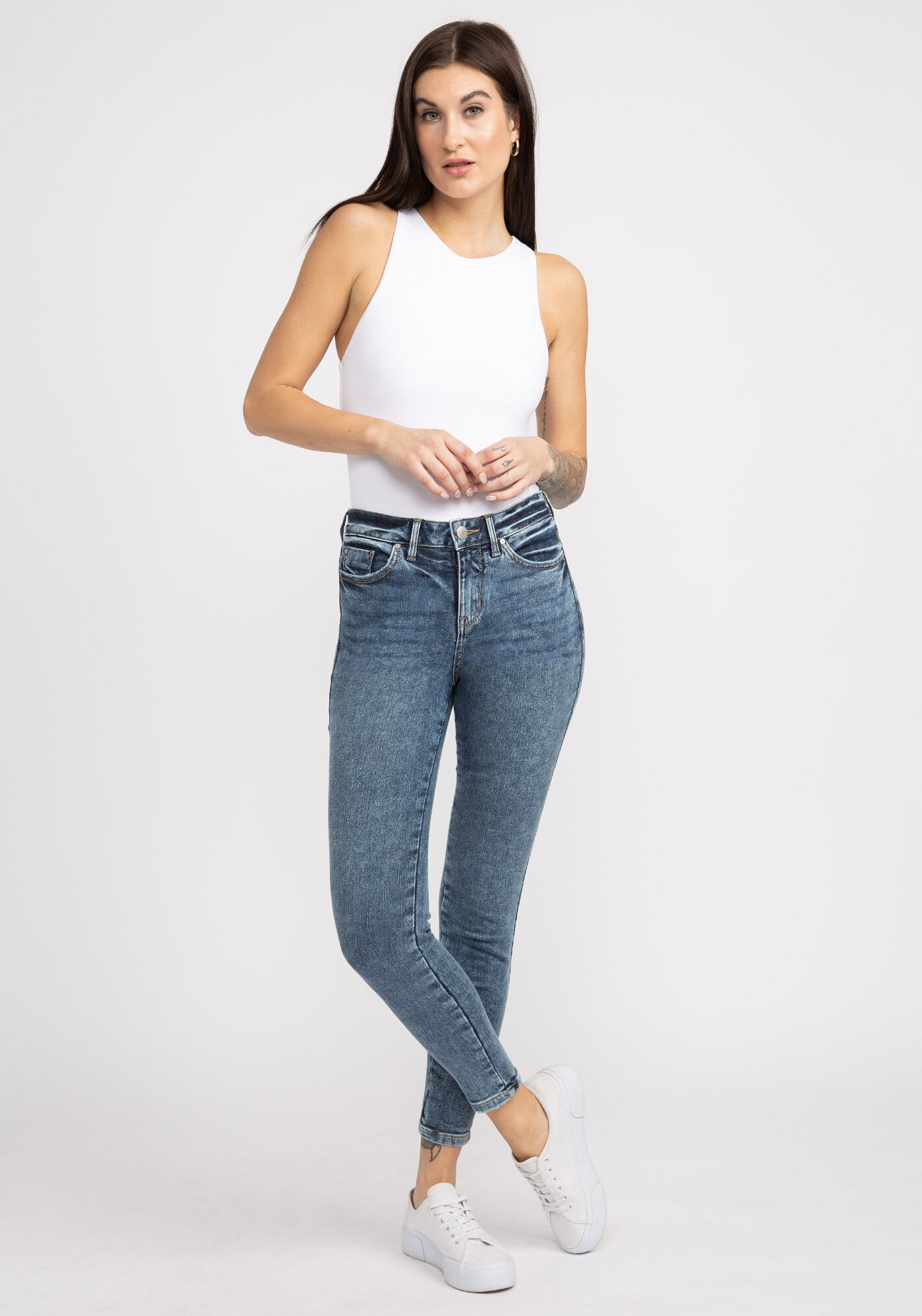 Best fitting high 2024 waisted skinny jeans