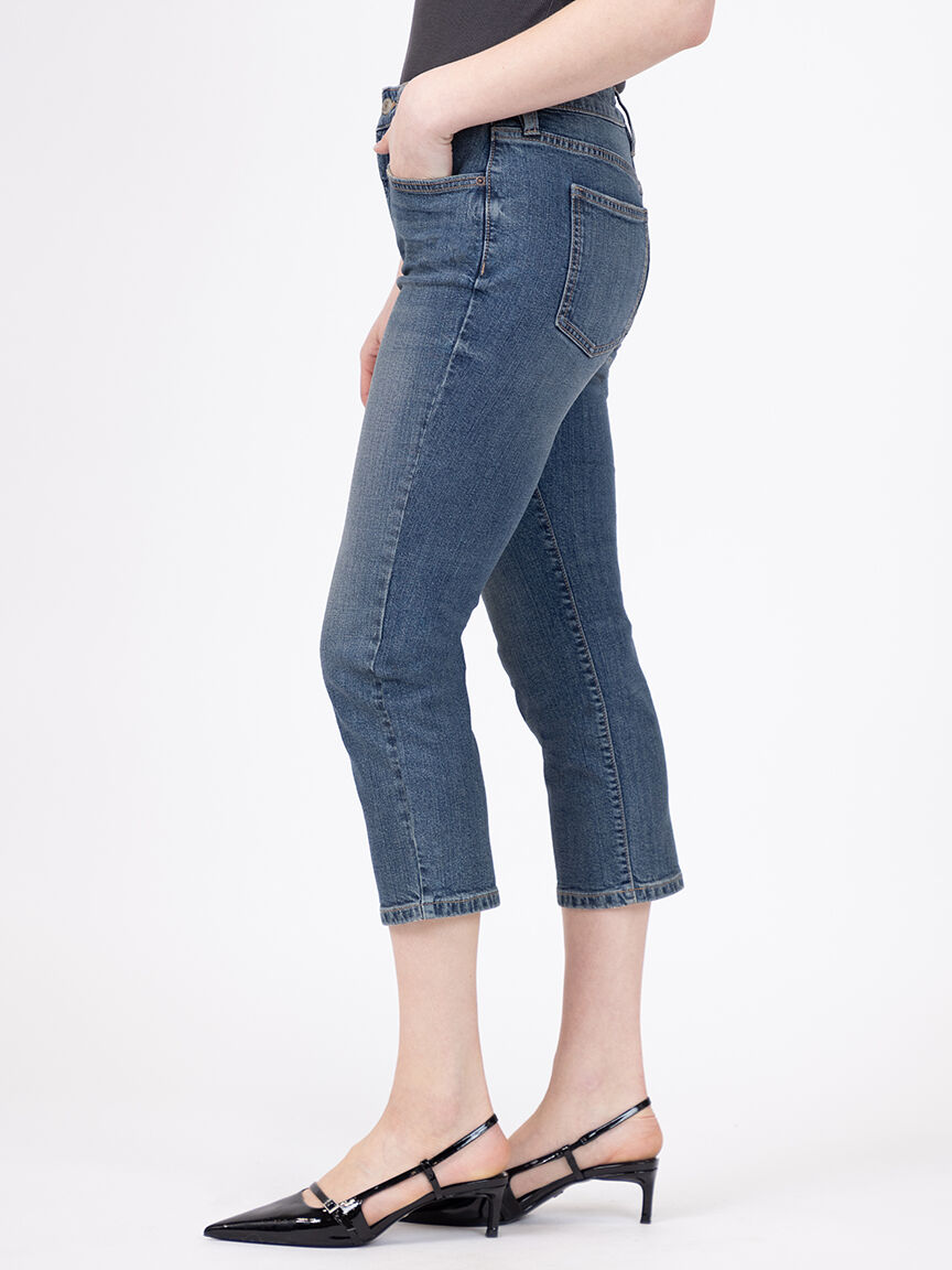 mid-rise slim capri medium authentic