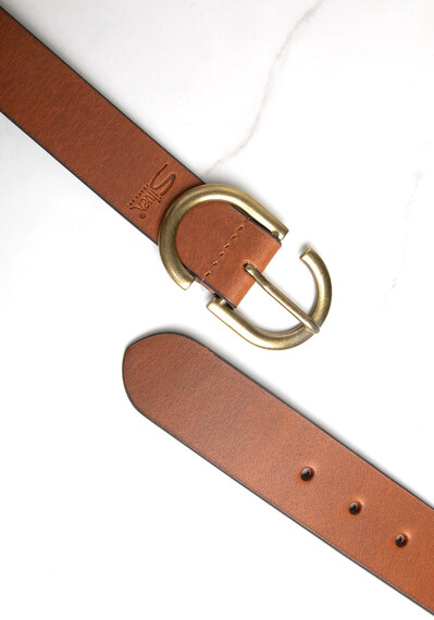 women's leather belt with gold buckle Image 3