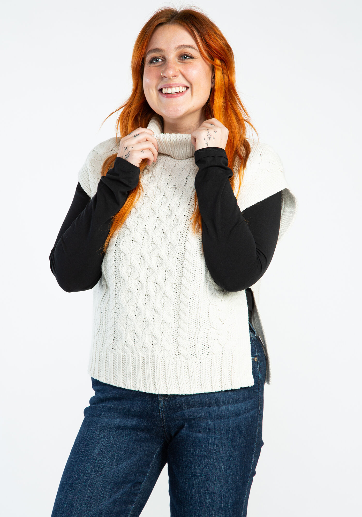 cable sweater vest Image 1