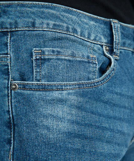 relaxed driven jeans Image 6