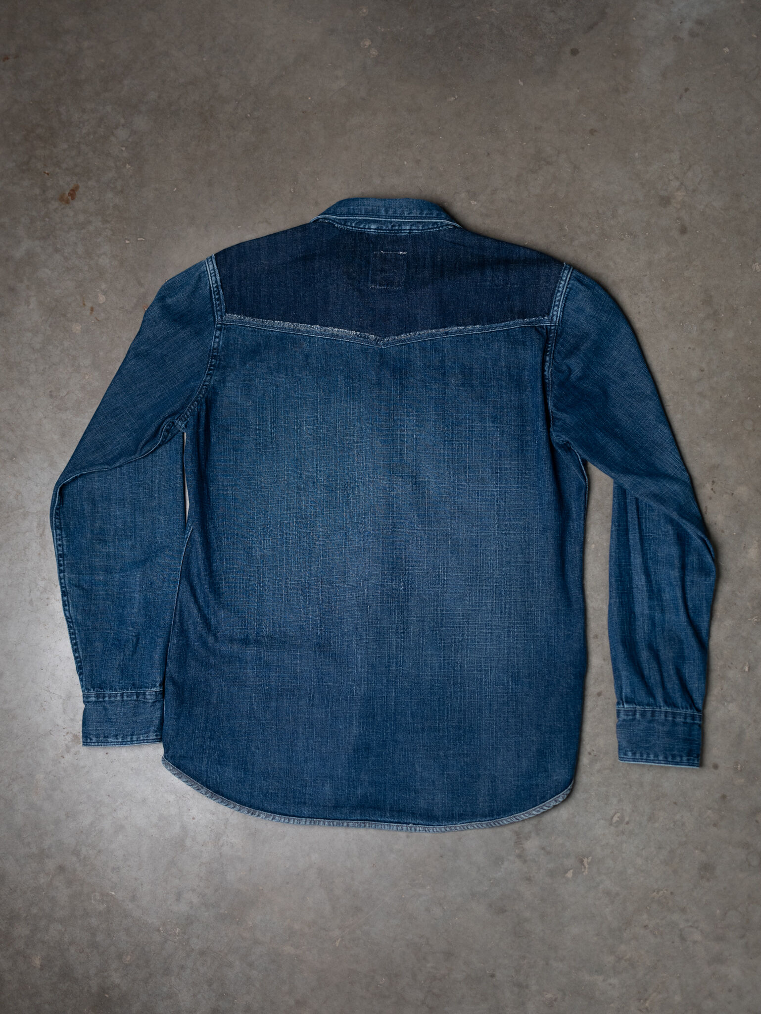 levi's button up denim shirt circa 1990 Image 2