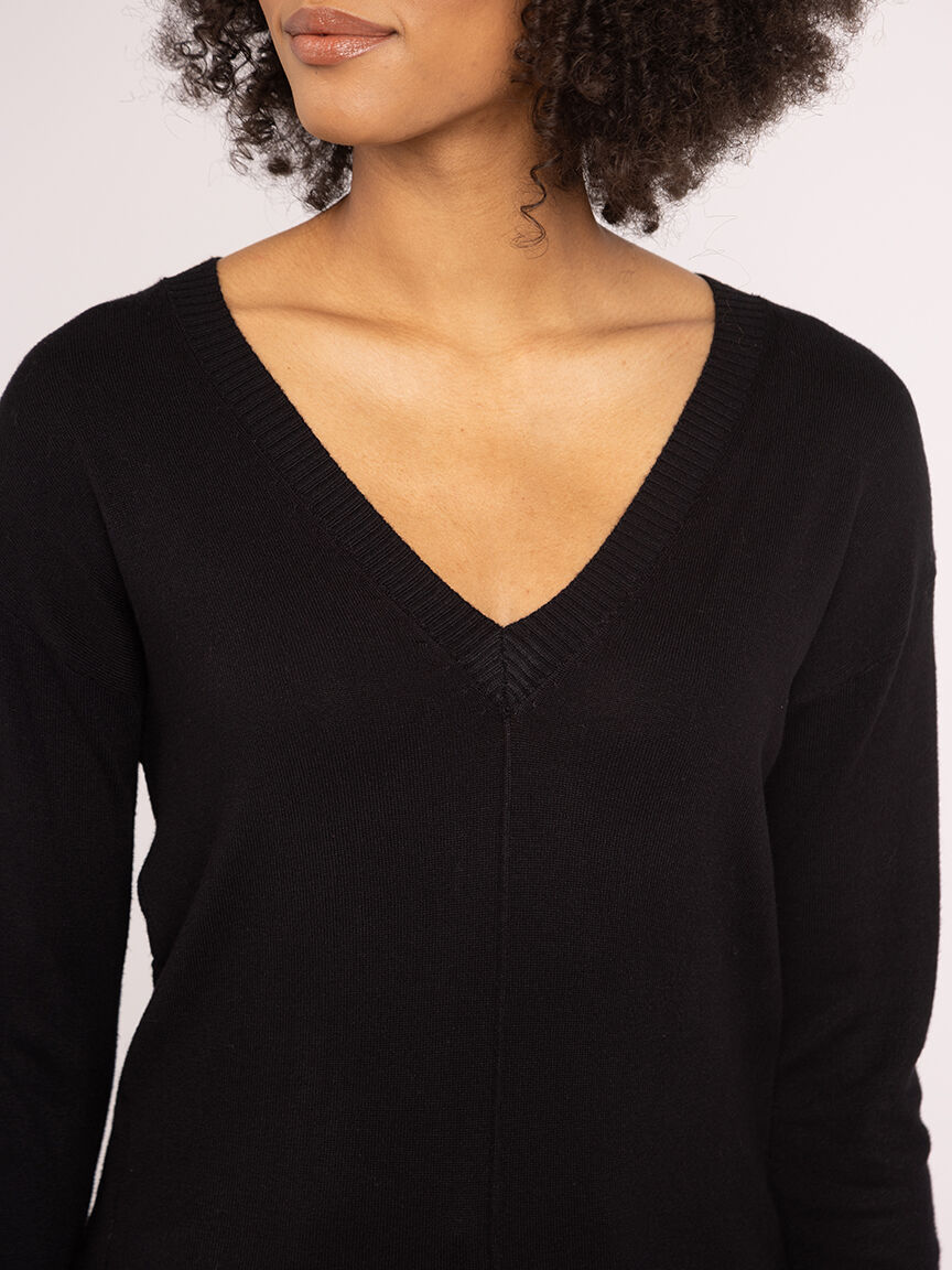 v neck sweater Image 5