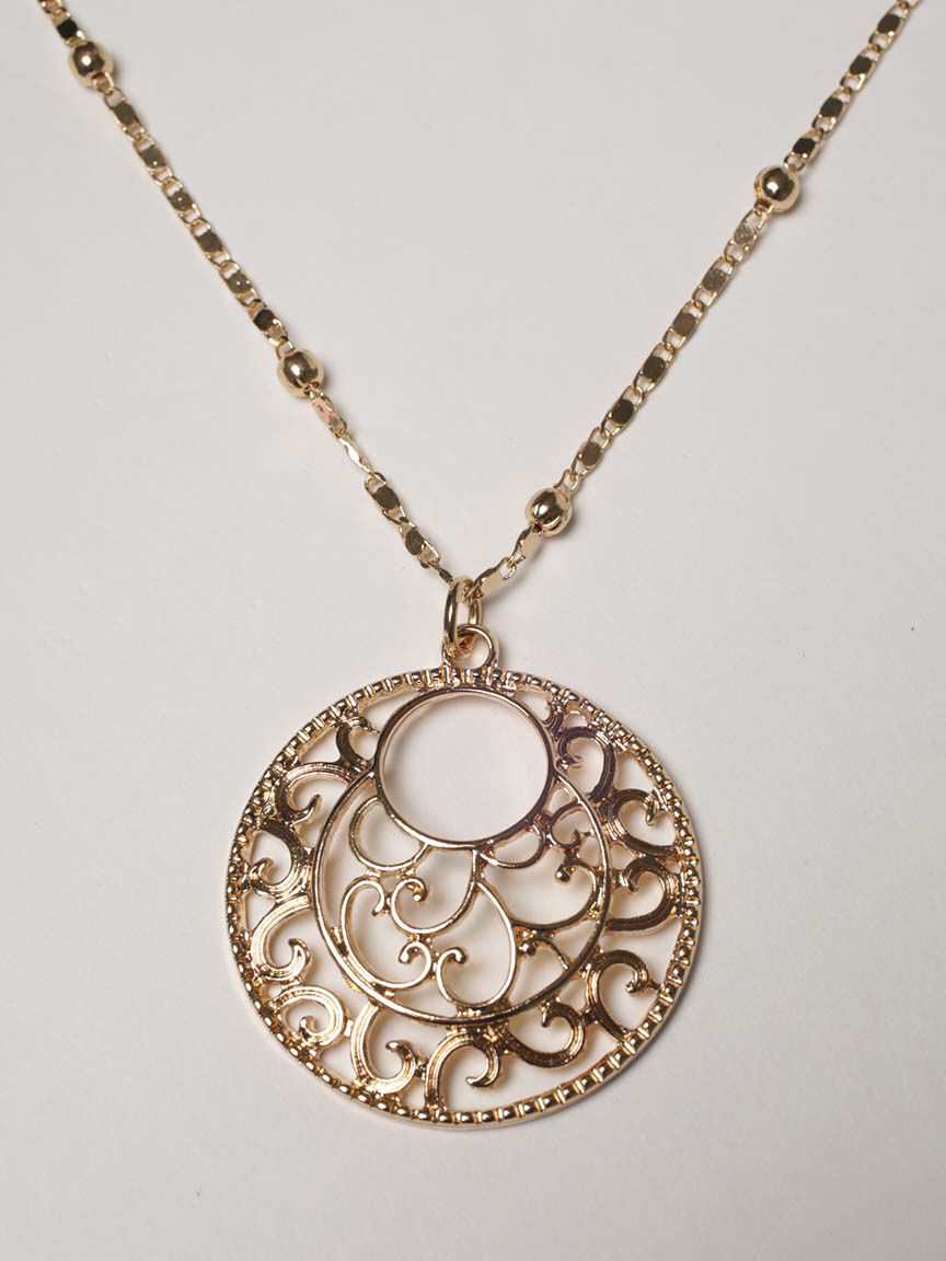 filigree long necklace Image 1