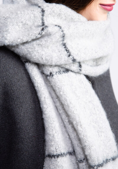 plaid rectangle scarf w frayed edge plaid rectangle scarf w frayed edge Image 5