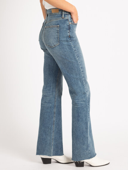 high rise vintage boot cut Image 3