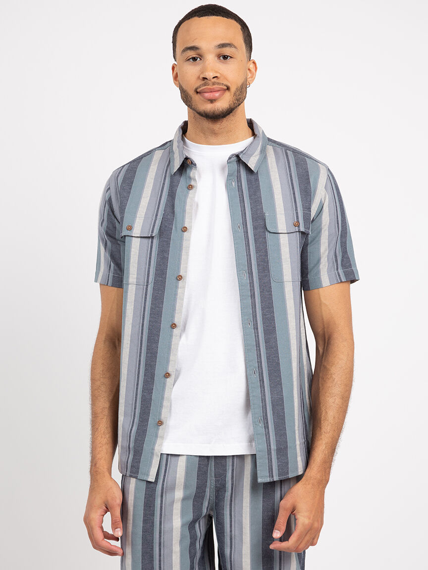 brad two pocket short sleeve shirt Image 4