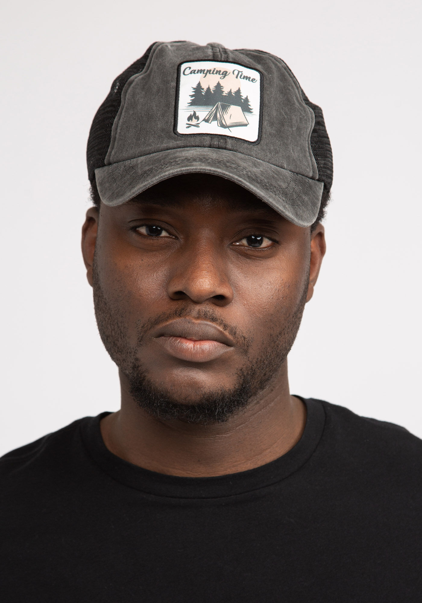 baseball cap with mesh back Image 1