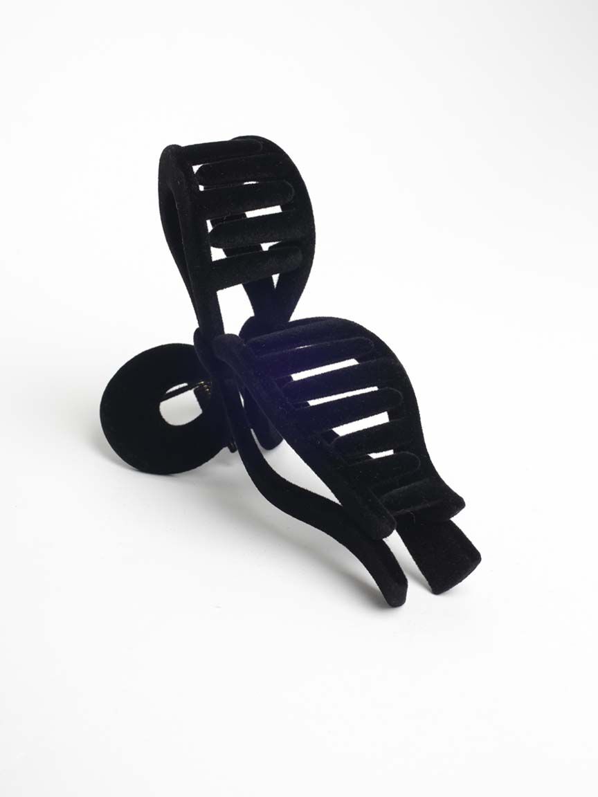 velvet bow hair clip Image 3