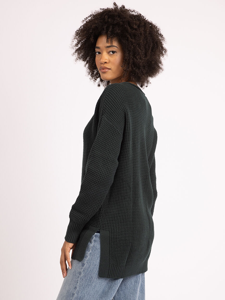 nevis v neck sweater Image 3