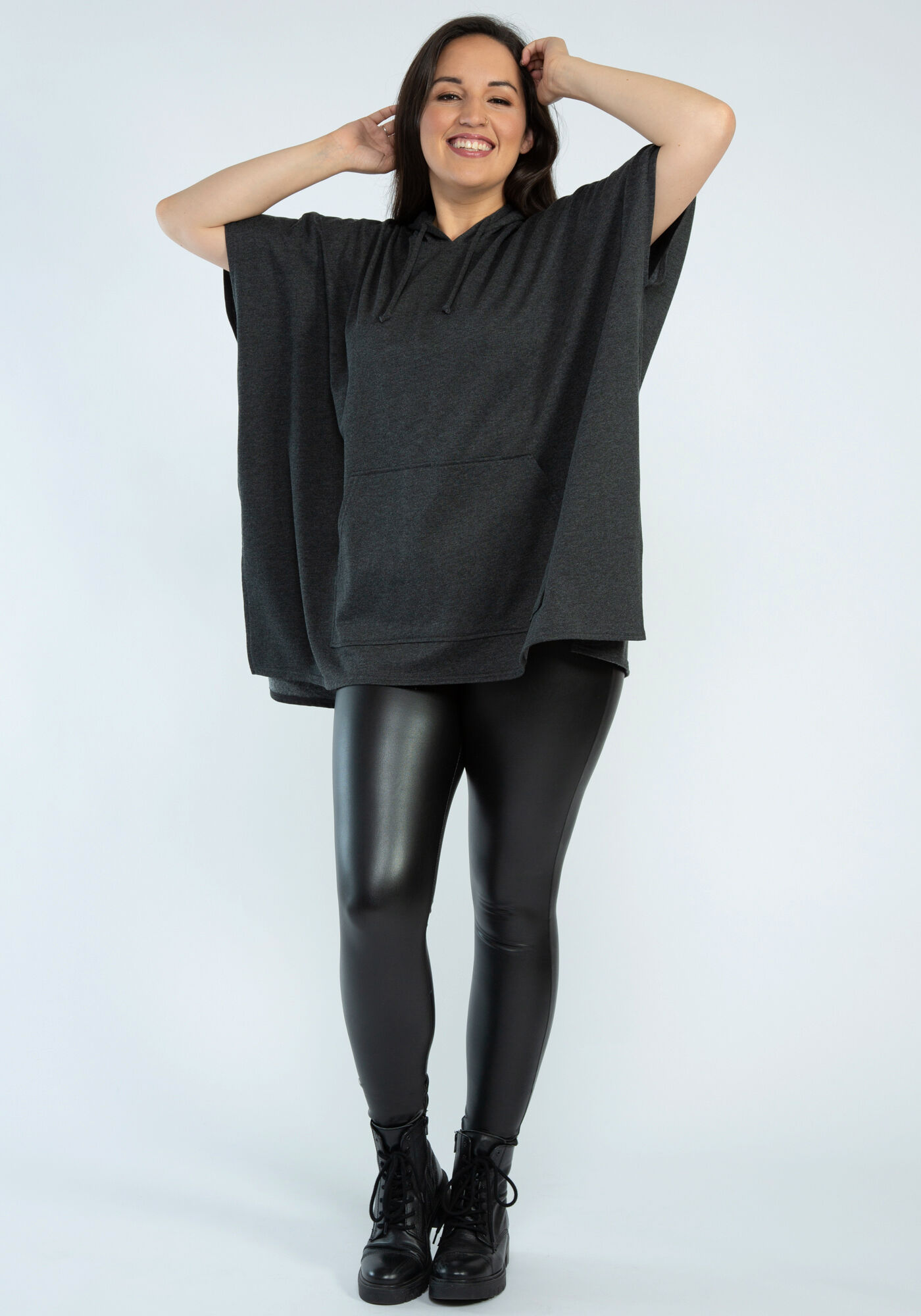 judith hooded poncho Image 4