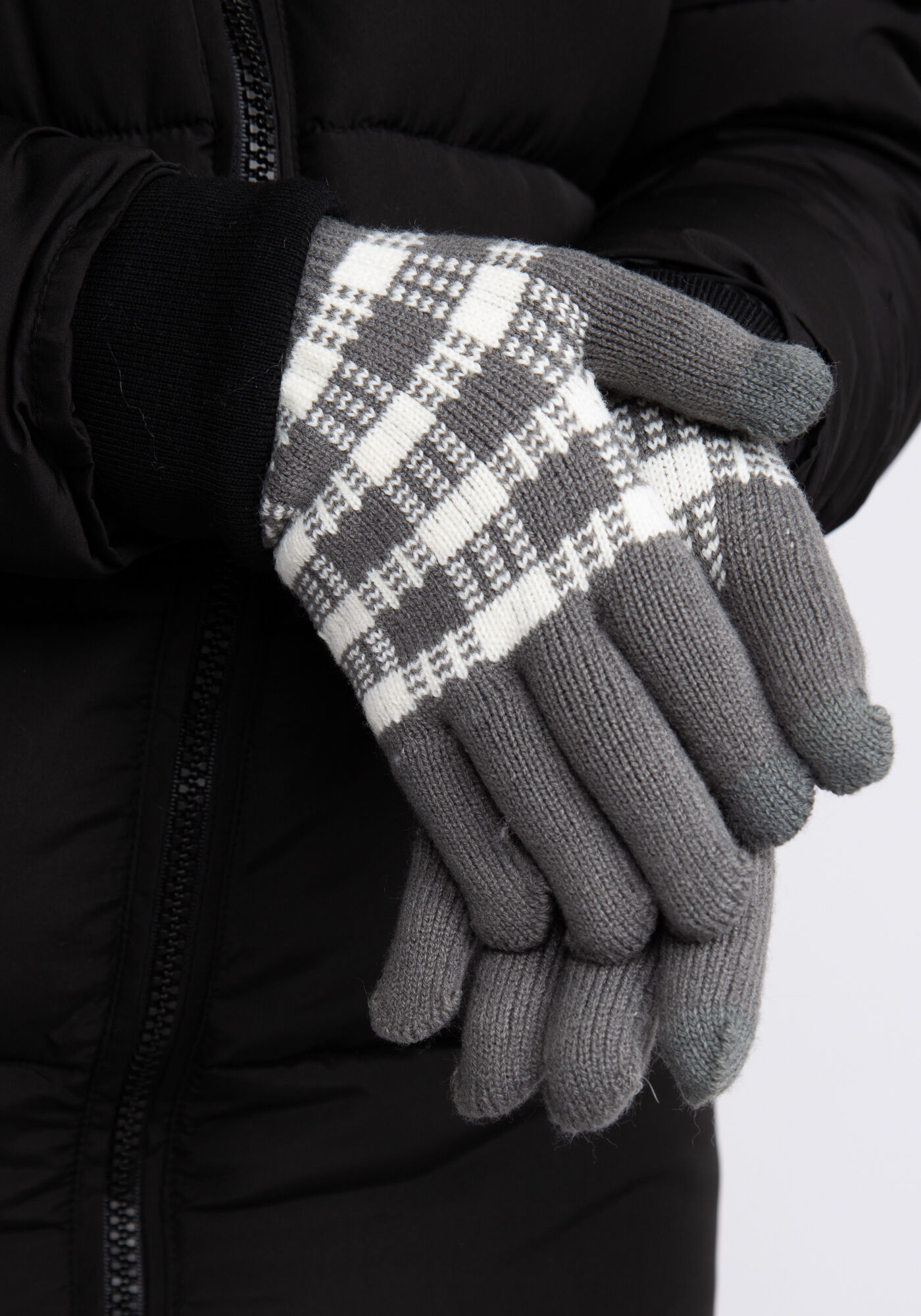 bb women gloves charcoal buffalo plaid Image 3