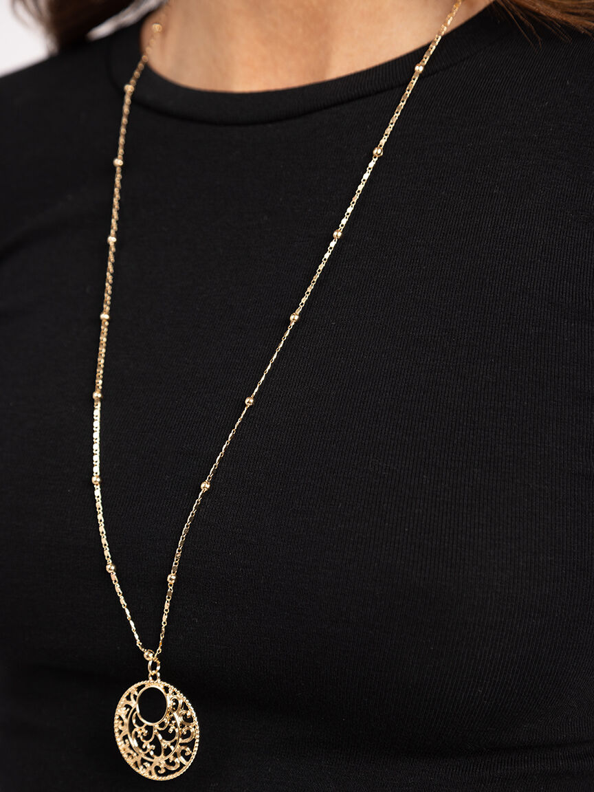 filigree long necklace Image 4