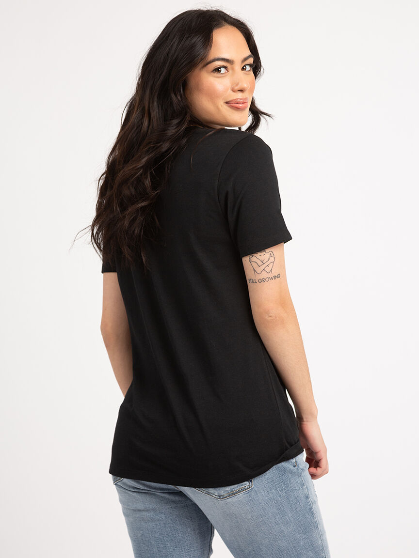 be kind short sleeve graphic t-shirt Image 4