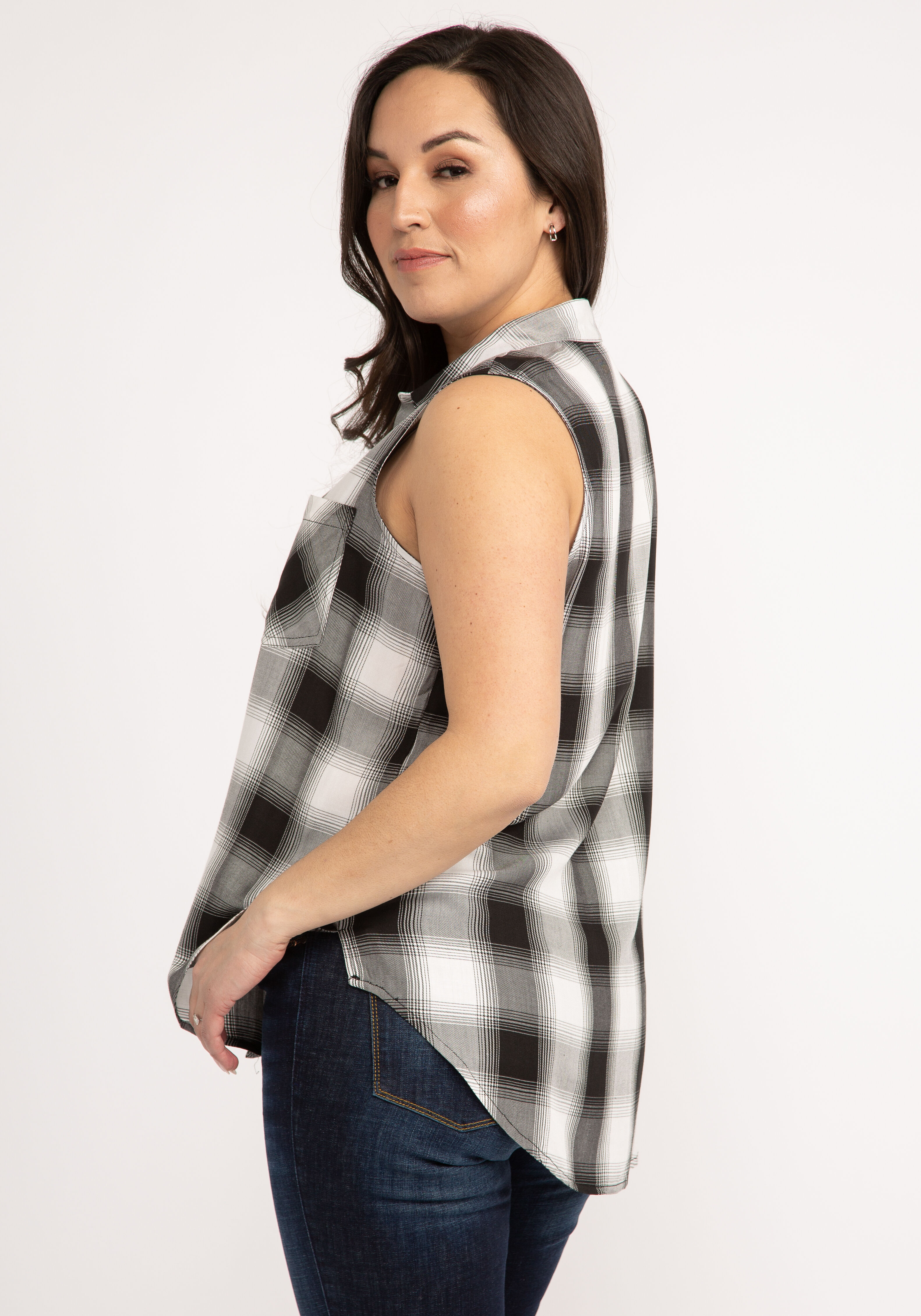 collie sleeveless button up blouse Image 2