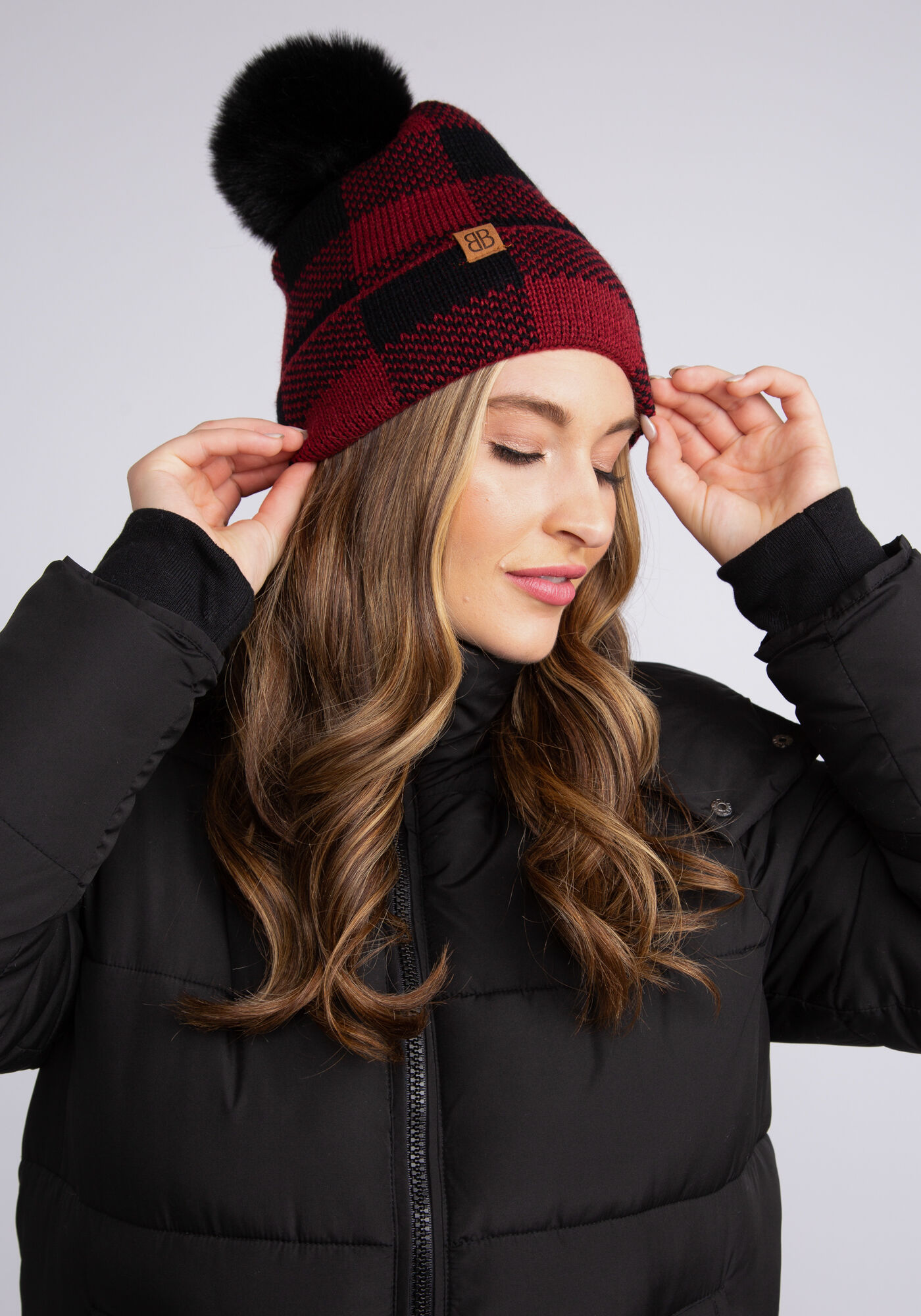 bb women toque red buffalo plaid Image 3