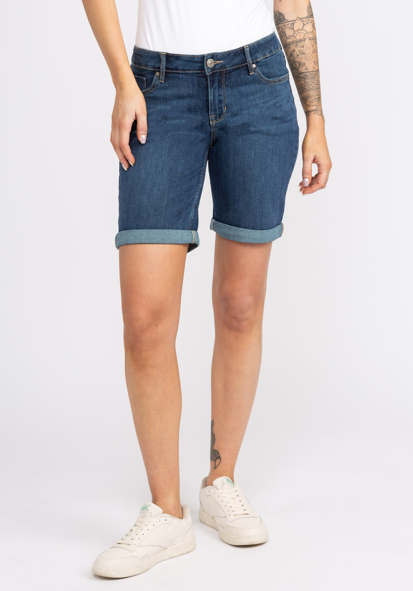 mid-rise curvy bermudas Image 1
