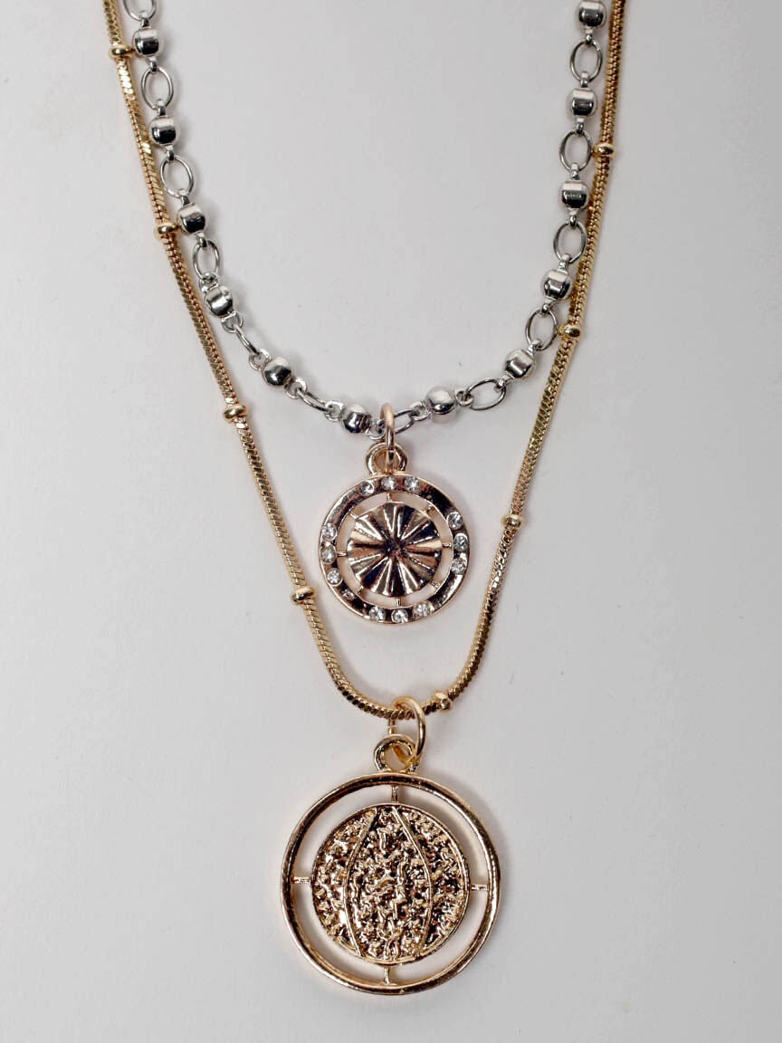 layered two tone necklace Image 1